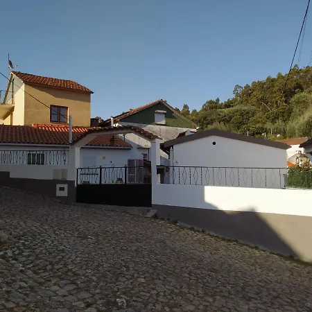 Casinha Da Eira * Góis