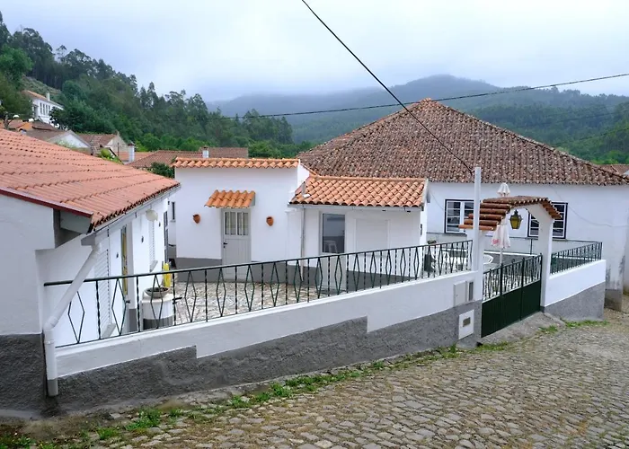 Casinha Da Eira * Góis